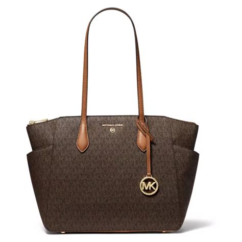 carteras Michael Kors near me